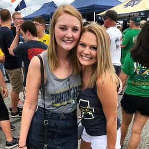 Meet your Posher, Danielle